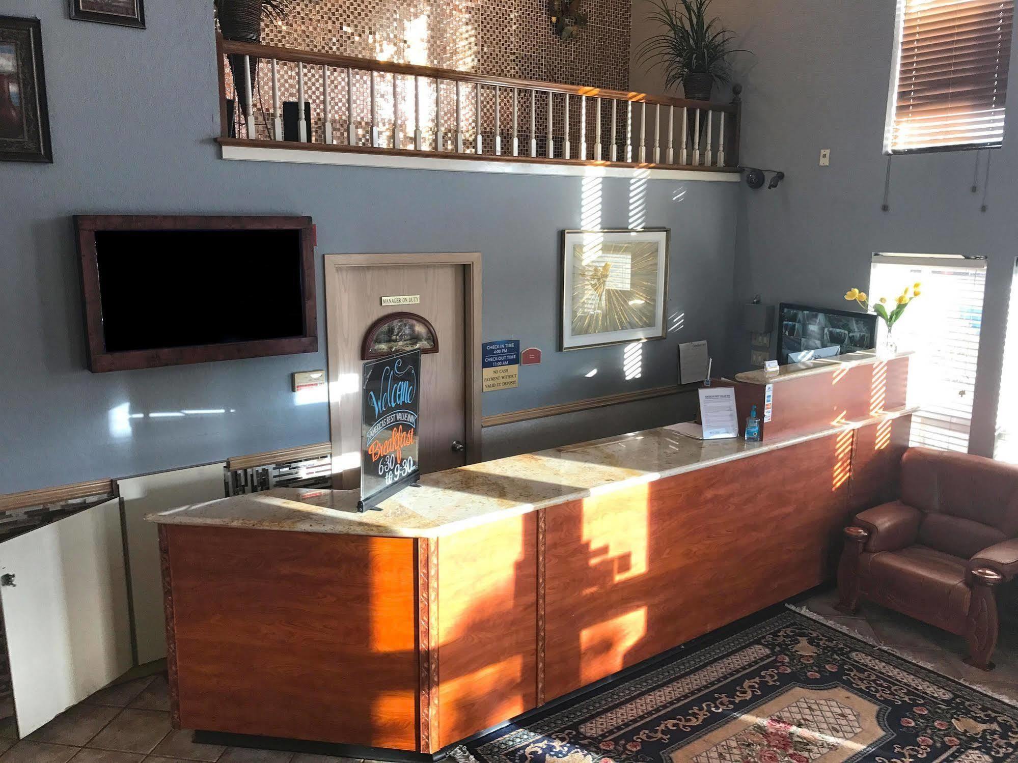 Americas Best Value Inn Lynnwood Exteriör bild